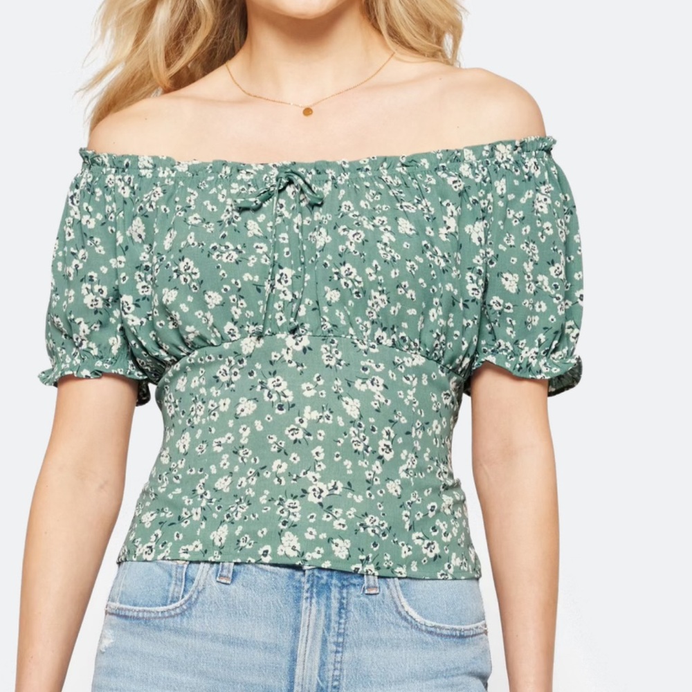 Floral Ruffle Blouse